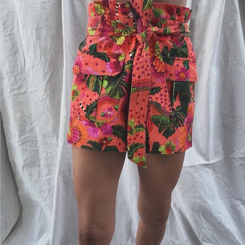 ✨FARM RIO CARGO SHORT✨
